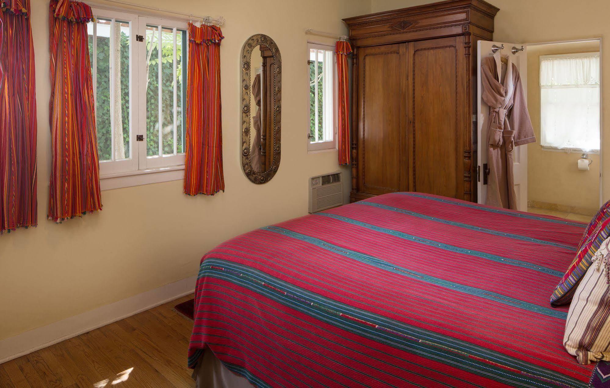 Casa Blanca Inn And Suites Farmington Buitenkant foto