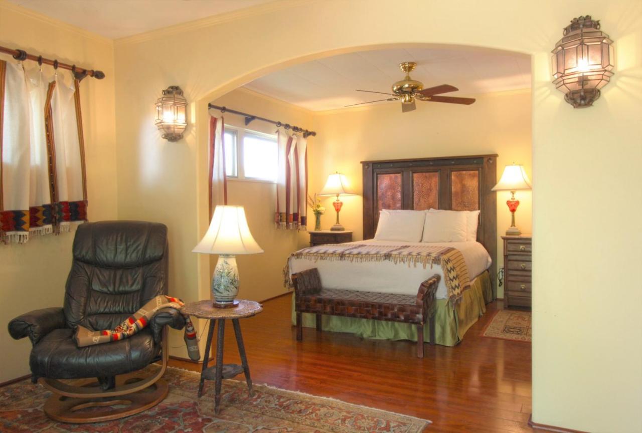 Casa Blanca Inn And Suites Farmington Buitenkant foto