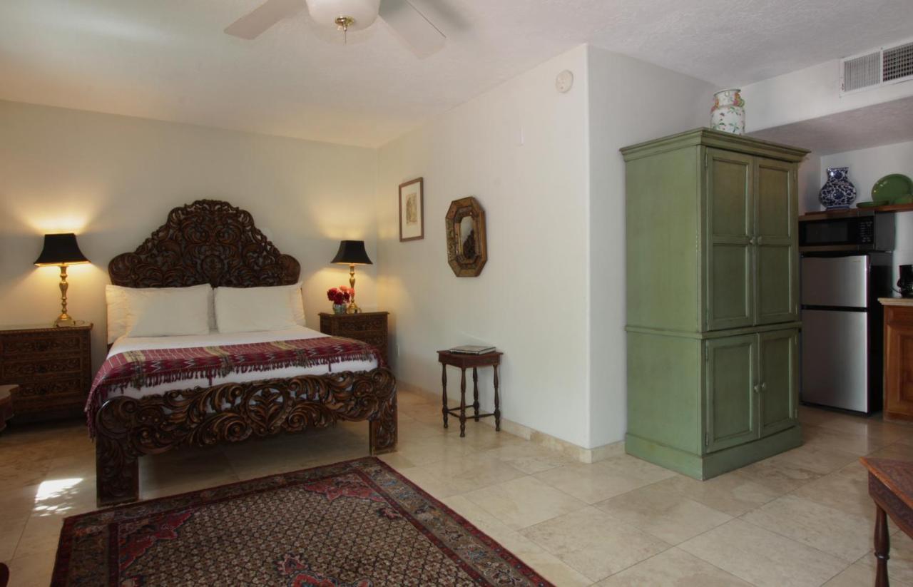 Casa Blanca Inn And Suites Farmington Buitenkant foto